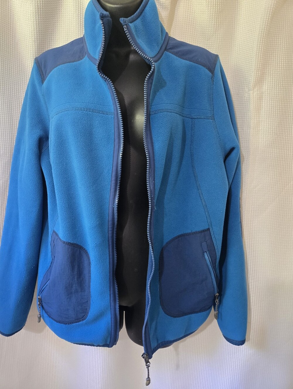 GreenTea Blue Two-Tone Fleece Bomber Jacket
